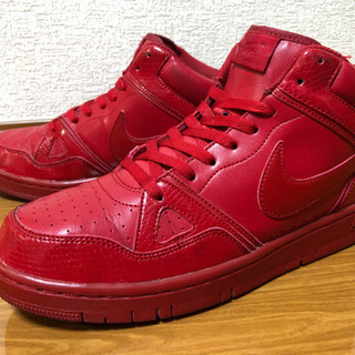 NIKE COURT FORCE 赤