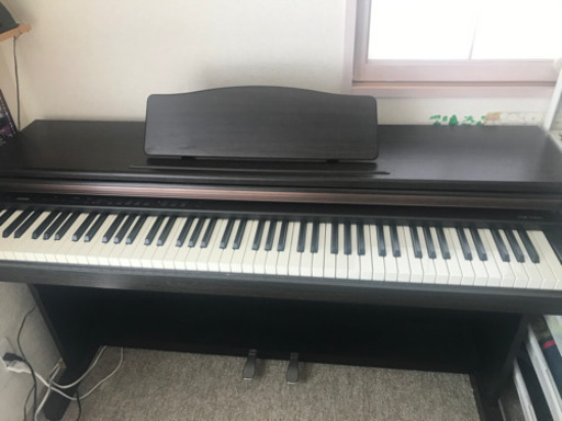 電子ピアノ 【CASIO CDP-7000】