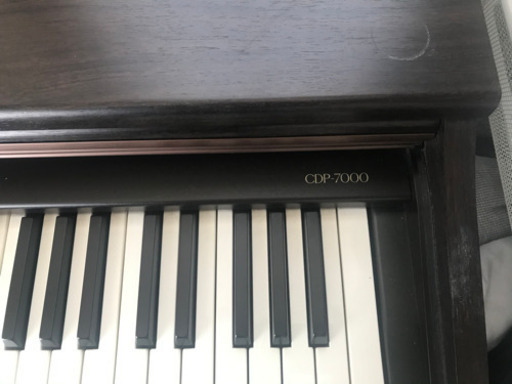 電子ピアノ 【CASIO CDP-7000】