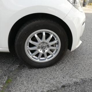 フォルクスワーゲンup用 アルミホイールのみ4個VWホイールキャップ付きの画像