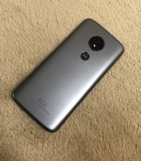 モトローラ　moto e5 フラッシュグレー　美品