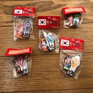 韓国(KOREA)　香港(HONGKONG) 現地キーホルダー^^（11個）￥3,300円　※価格交渉可の画像