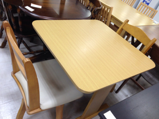 取りに来れる方限定！ニトリのダイニング３点セット！