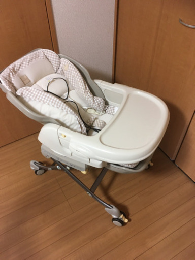 コンビ　電動ハイローチェア