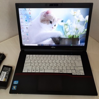 【取引中】　☆Corei5+SSDで快適☆　FUJITSU　LIFEBOOK　Wi-Fi　Webカメラ　15インチ　windows10　