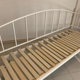 【３月１５日まで】狭い部屋におすすめ！伸縮ベッド　ソファーベッド　フレーム、マットレスの画像