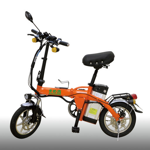 折畳のできる原付バイクです。アクセル走行、アシスト走行、ペダル走行ができます。まめ吉