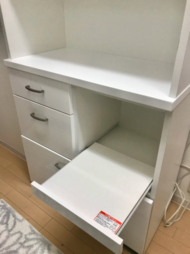 ⭐️3/8(日)まで⭐️ほぼ新品食器棚お譲りします！