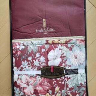 Nicole St Gilles ダウンケット