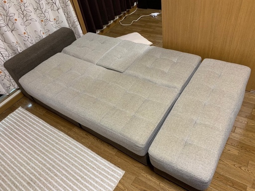 オットマン付きソファーベッド