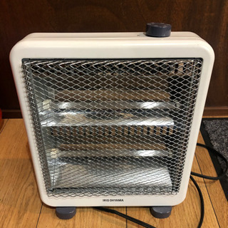 アイリスオーヤマ　電気ストーブ