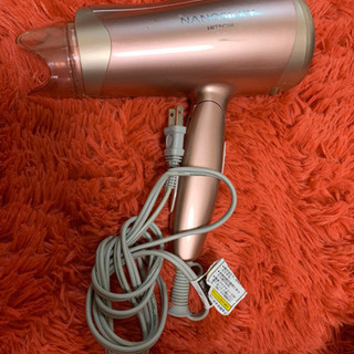 HITACHI NANOSILKYドライヤー