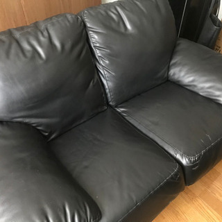 【¥0】2人掛け黒革ソファ