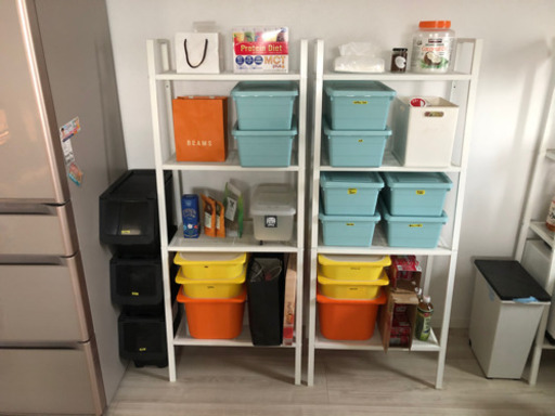 IKEAのラックとプラケース