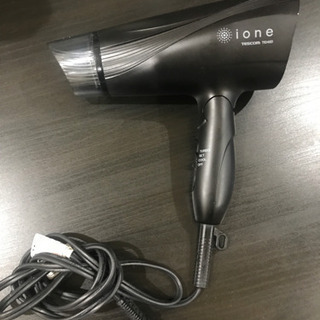ione ドライヤー　ブラック