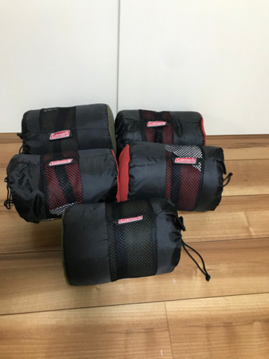 スノーピークとコールマンのシュラフ