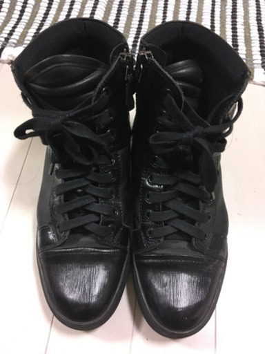 Women’s Kenneth Cole leather sneakers