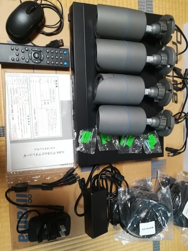 防犯カメラセット レコーダー・200万画素カメラ４台・モニター付　HDD無し（中古）