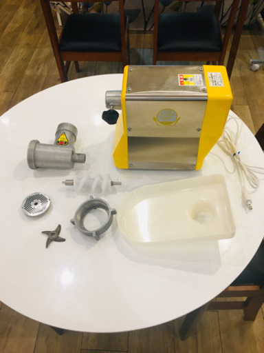 美品　ミンチ機　自分でひき肉・味噌作りできちゃいます