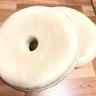 座布団　2個セットの画像