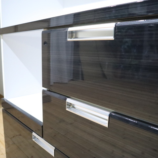 食器棚・レンジ台　幅90cm　鏡面ブラック木目【新品・小キズあり】の画像