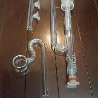 ガラス製  吸排水パイプ。(お話中)