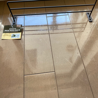 セリア　インテリアアイアンウォルバー、ウォールラックの画像