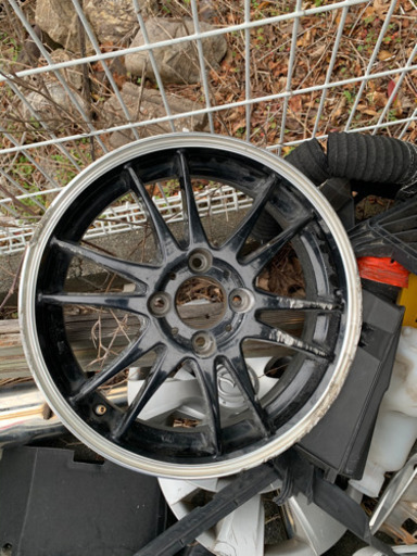 クロススピード　4本セット　アルミホイルです　1本キズ有ります