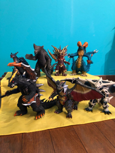 ウルトラマン　怪獣ビニール人形　七体