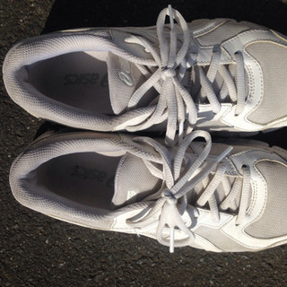 中古スニーカー23.5 24 24.5の画像