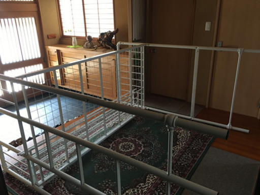 ベッド　デスクテーブル付