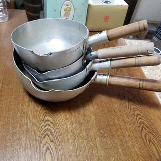 アルミの片手鍋！古くてもよろしかったら、