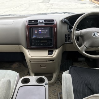 グランドハイエース　8人乗り　3.0ディーゼルターボ　美車　NAVI　ETC　バックカメラ 電動カーテンの画像
