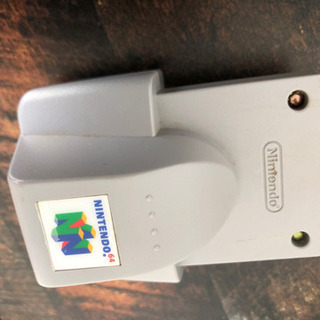 NINTENDO64本体、コントローラー×2点　セットの画像