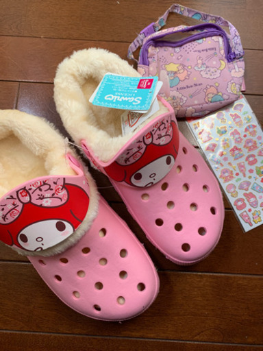【新品】マイメロ　冬用サンダル、シール、おまけ　キキララポーチ
