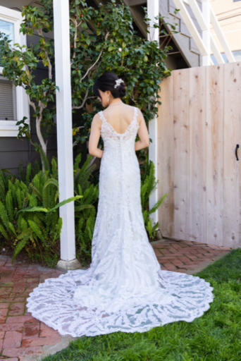 カリフォルニア仕入れ　ウェディングドレス