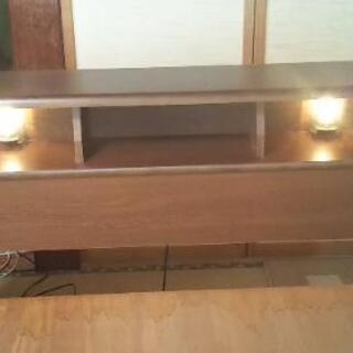 木製シングルベッドの画像