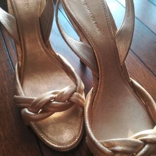   【BCBGMAXAZRIA】サイズ38 