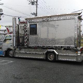 ★デコトラ箱カスタム満載車輌★デコトラマニア、必見マニワリ、煙突