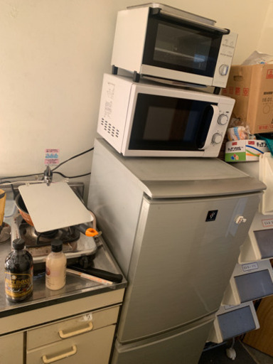 冷蔵庫、電子レンジ、オーブントースター