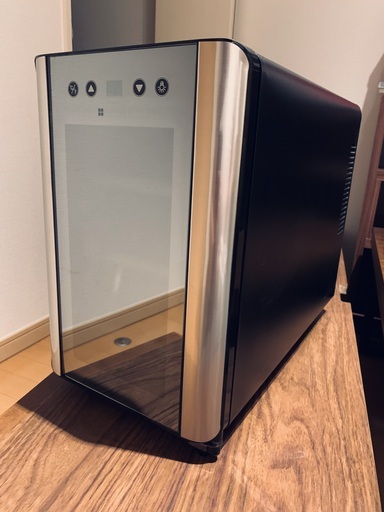 ワインセラー +LOUNGE 6本収納
