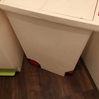 ゴミ箱2個セットの画像