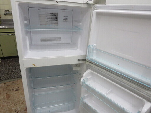 TOSHIBA冷蔵庫120L　2008年製　夜8時半まで営業中！別館倉庫に置いてます