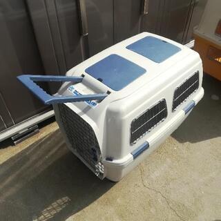PET SHUTTLE2.0　中型犬用　ペットキャリーの画像