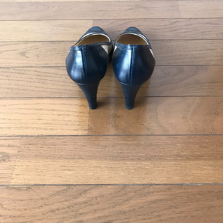 パンプス22センチの画像