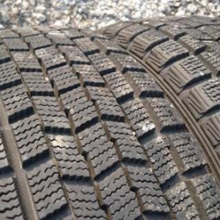 ９分山スタッドレス175/65R14の画像