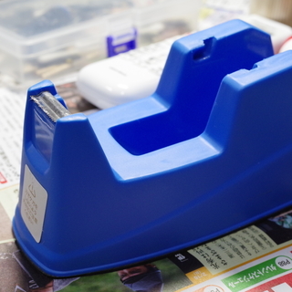 中古良品　テープカッター　未使用 ニチバン 18㎜幅 セロテープ付
