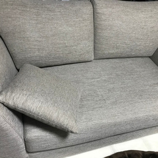 未使用に近いソファー