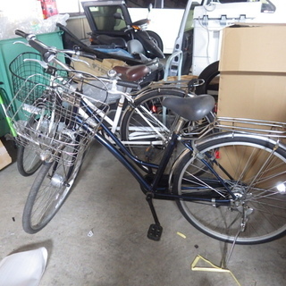 取りに来られる方　あげます！自転車２台　２７インチ　２６インチ