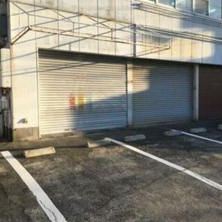 ★貸店舗・事務所★	 堺市南区大庭寺　飲食可　１階路面店８４．５㎡　駐車場１台込　シャッター 3階建/1階 - レンタルオフィス